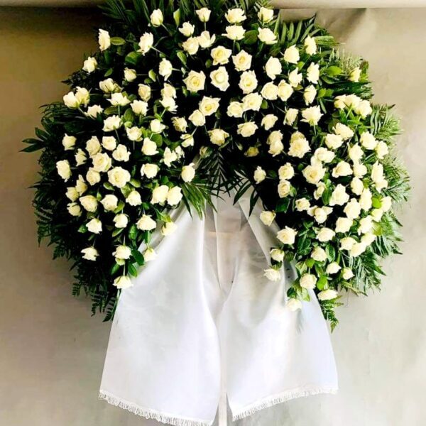 floral-funeral-wreaths